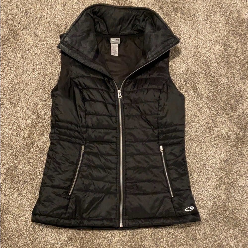 Champion Vest $6 firm unless bundled!